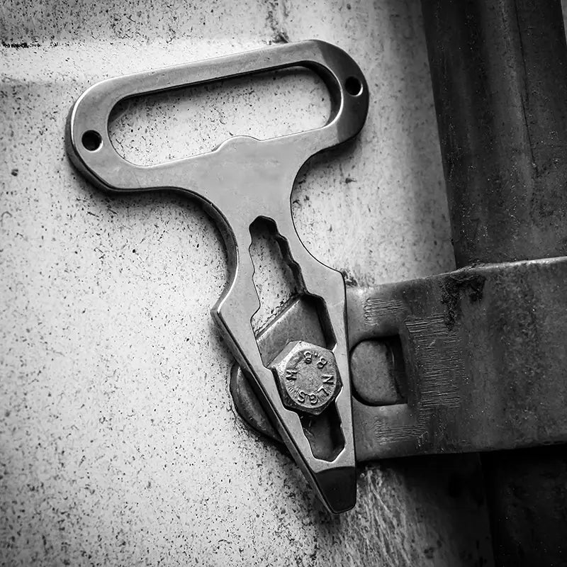 EDC Forge Venta Self-Defense Multi-Tool w/ Kydex Waist Clip